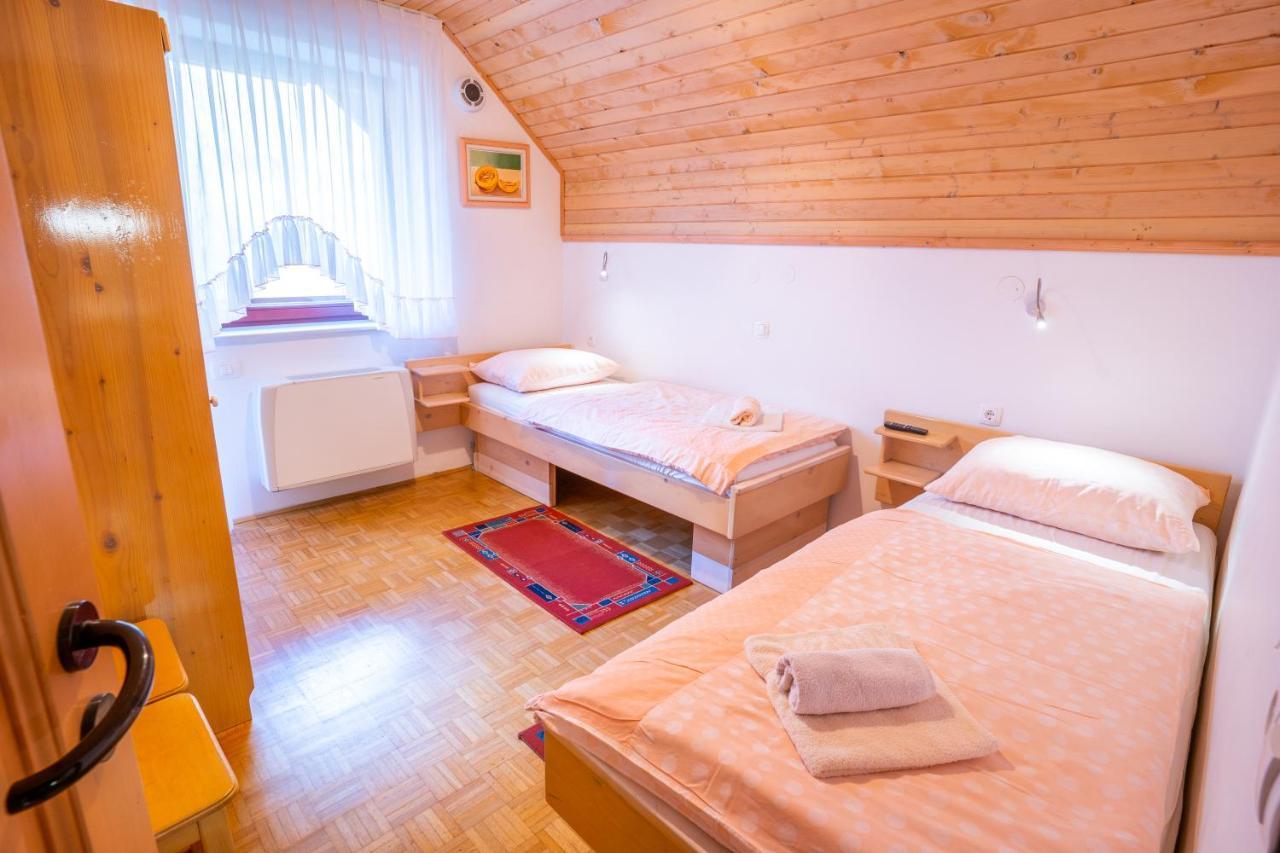 Apartments Bohinj Mavrica Екстер'єр фото