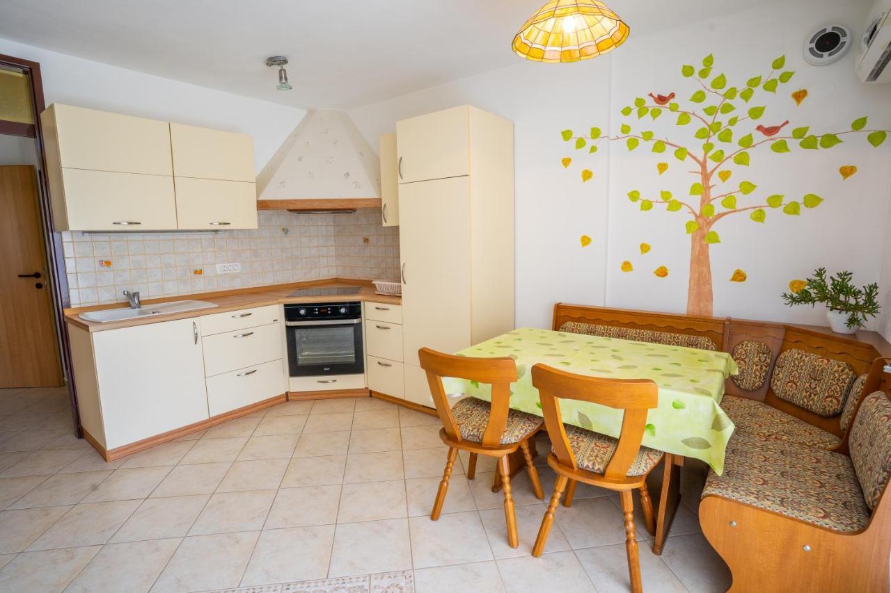 Apartments Bohinj Mavrica Екстер'єр фото