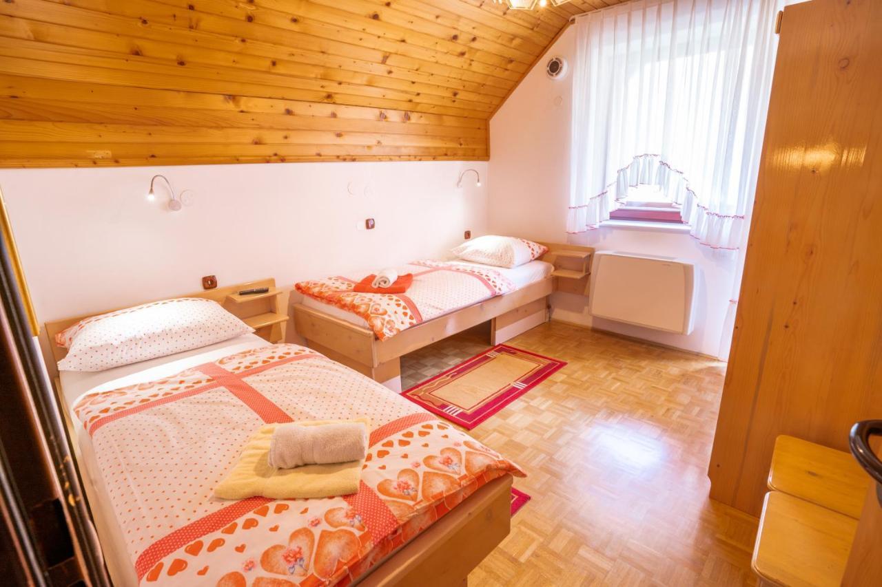 Apartments Bohinj Mavrica Екстер'єр фото