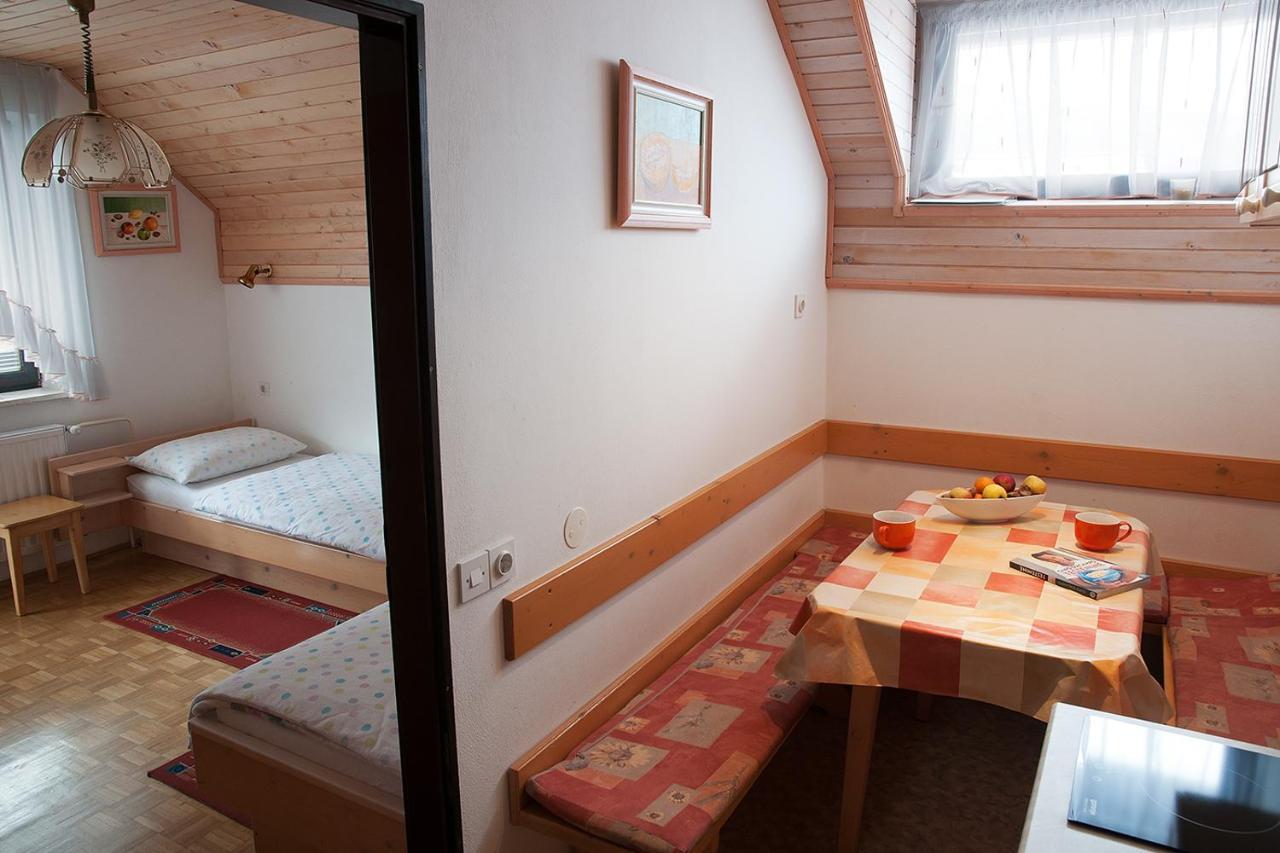 Apartments Bohinj Mavrica Екстер'єр фото