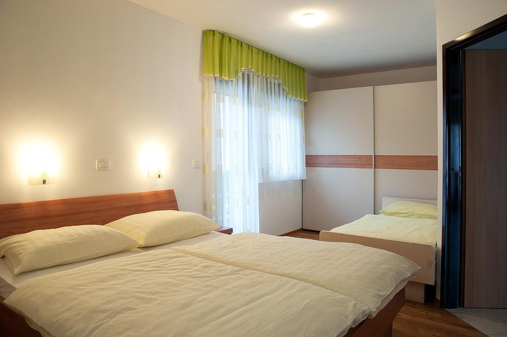 Apartments Bohinj Mavrica Екстер'єр фото